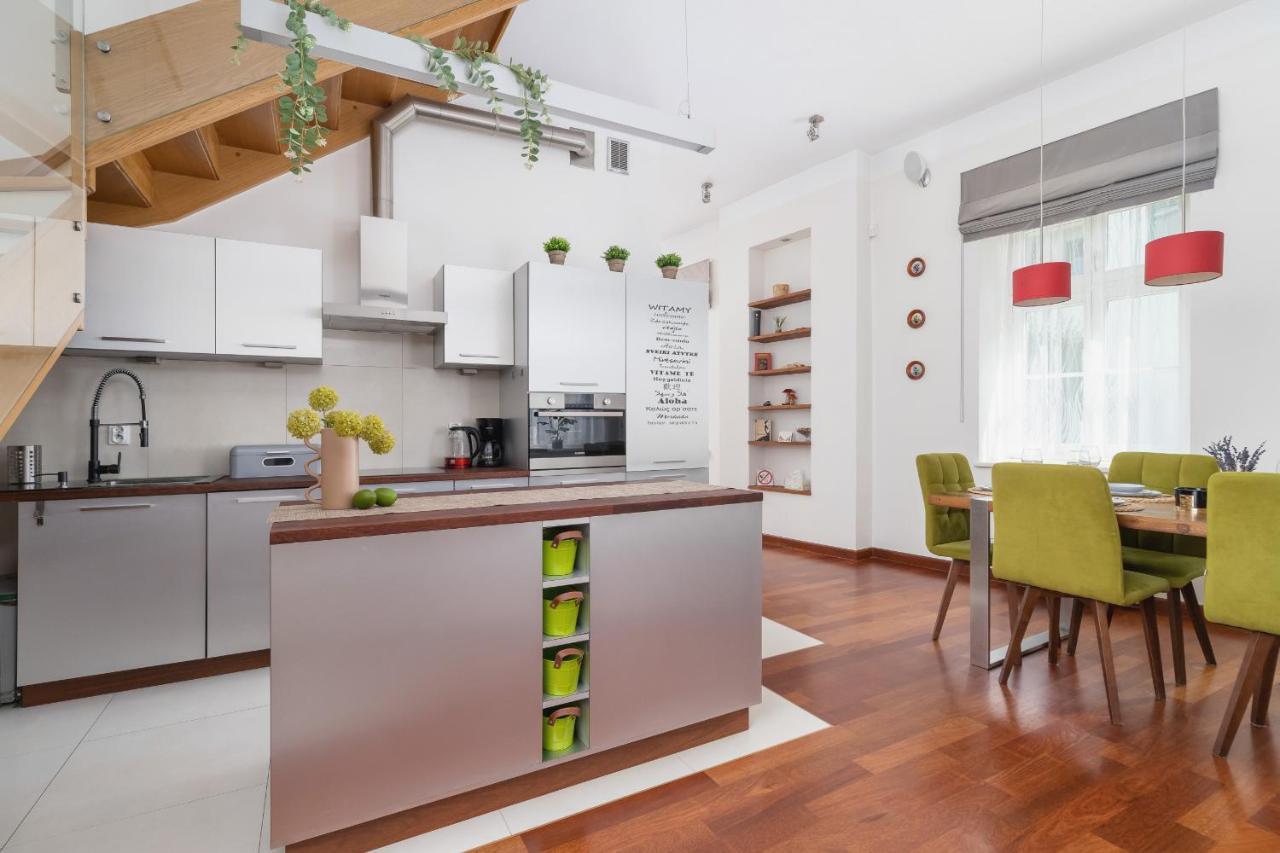Spacious Two-story With Terrace In Podgorze By Renters Kraków