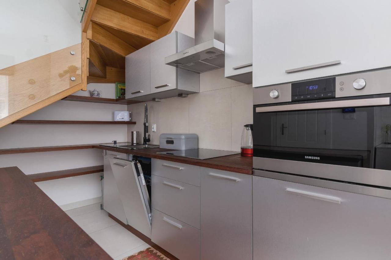 Spacious Two-story With Terrace In Podgorze By Renters Kraków